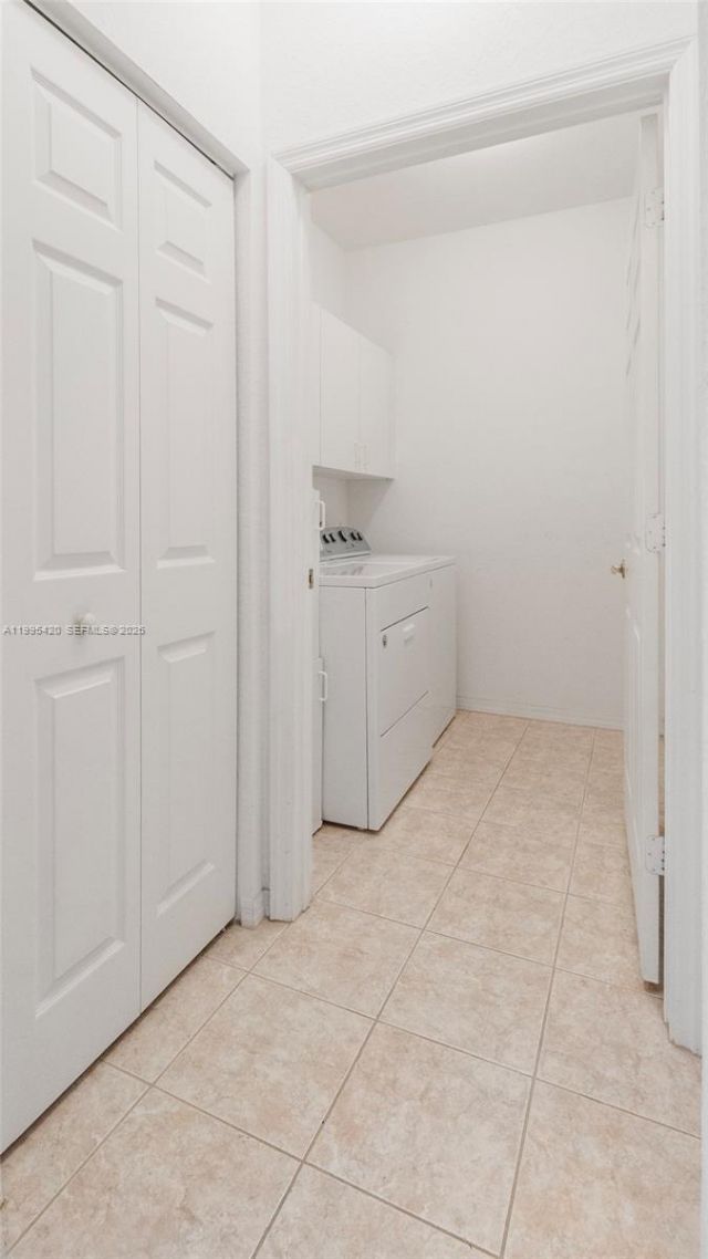 7501 S Aragon Blvd , Unit 4, Sunrise, FL 33313 Photo