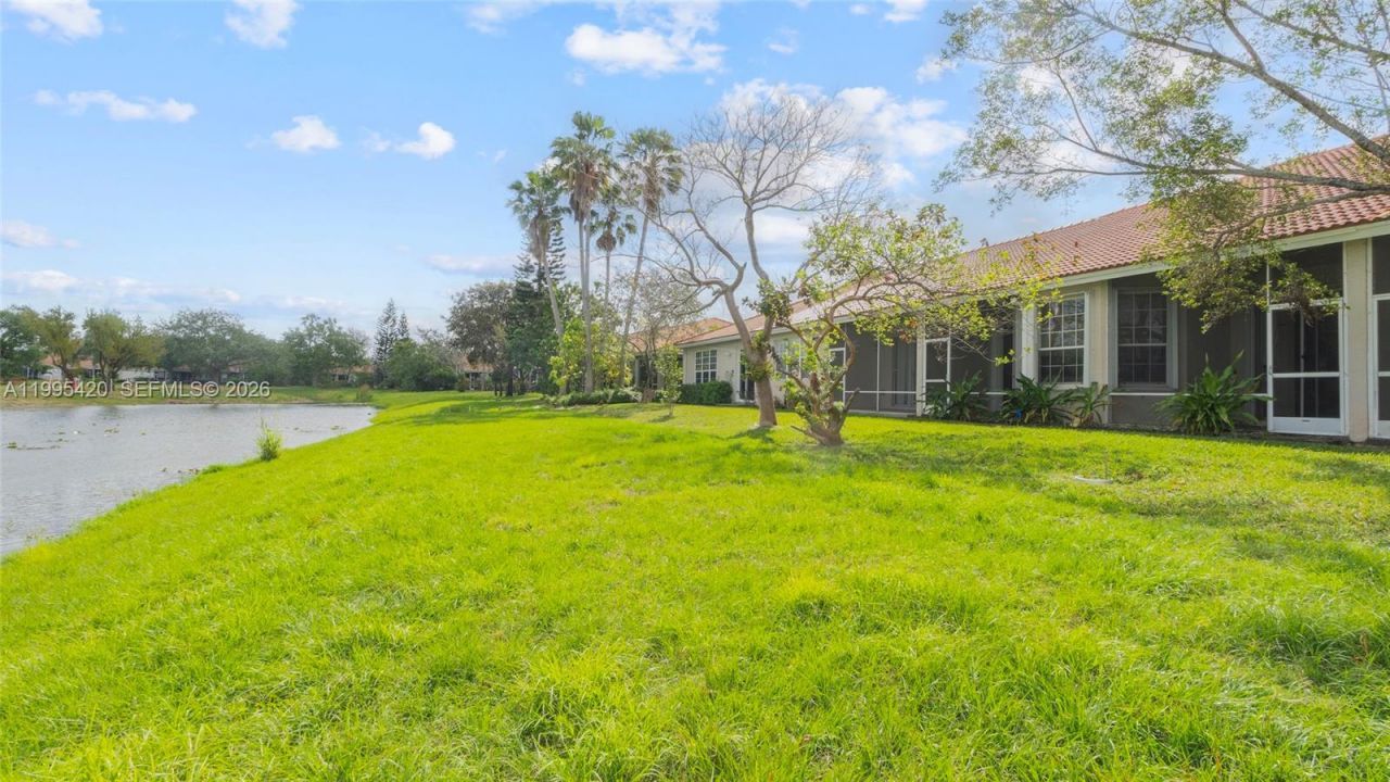 7501 S Aragon Blvd , Unit 4, Sunrise, FL 33313 Photo