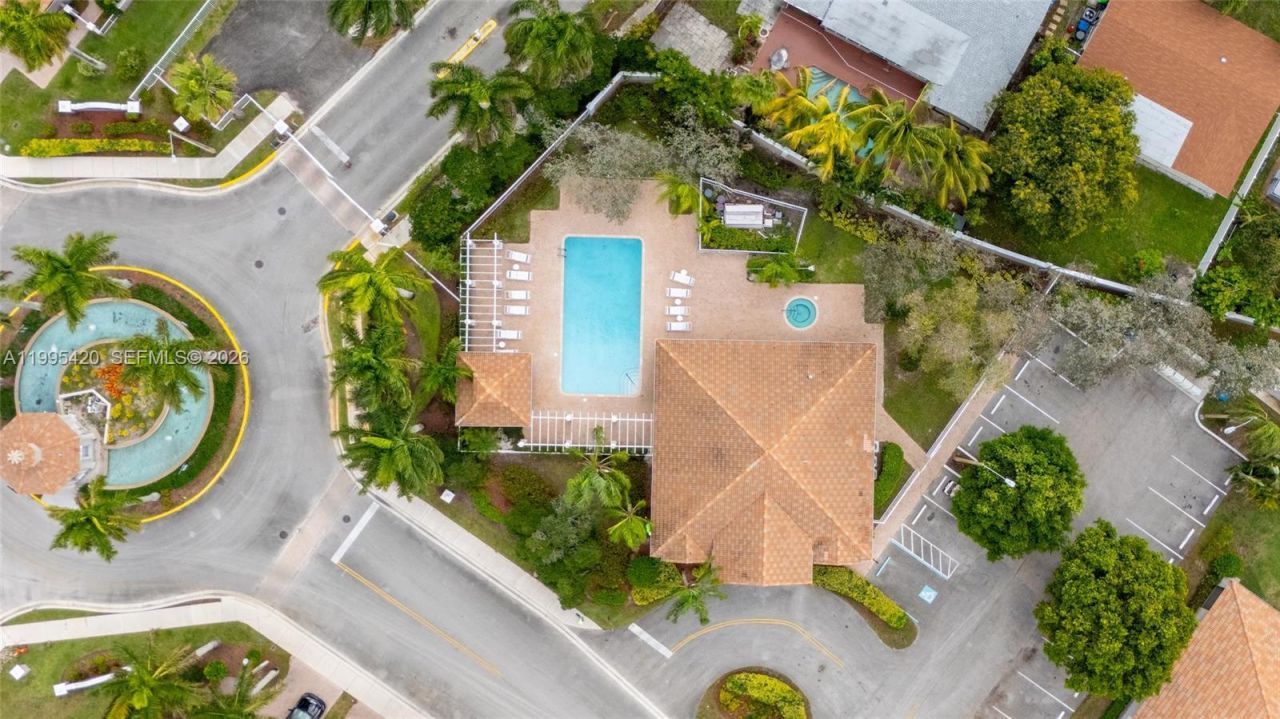 7501 S Aragon Blvd , Unit 4, Sunrise, FL 33313 Photo