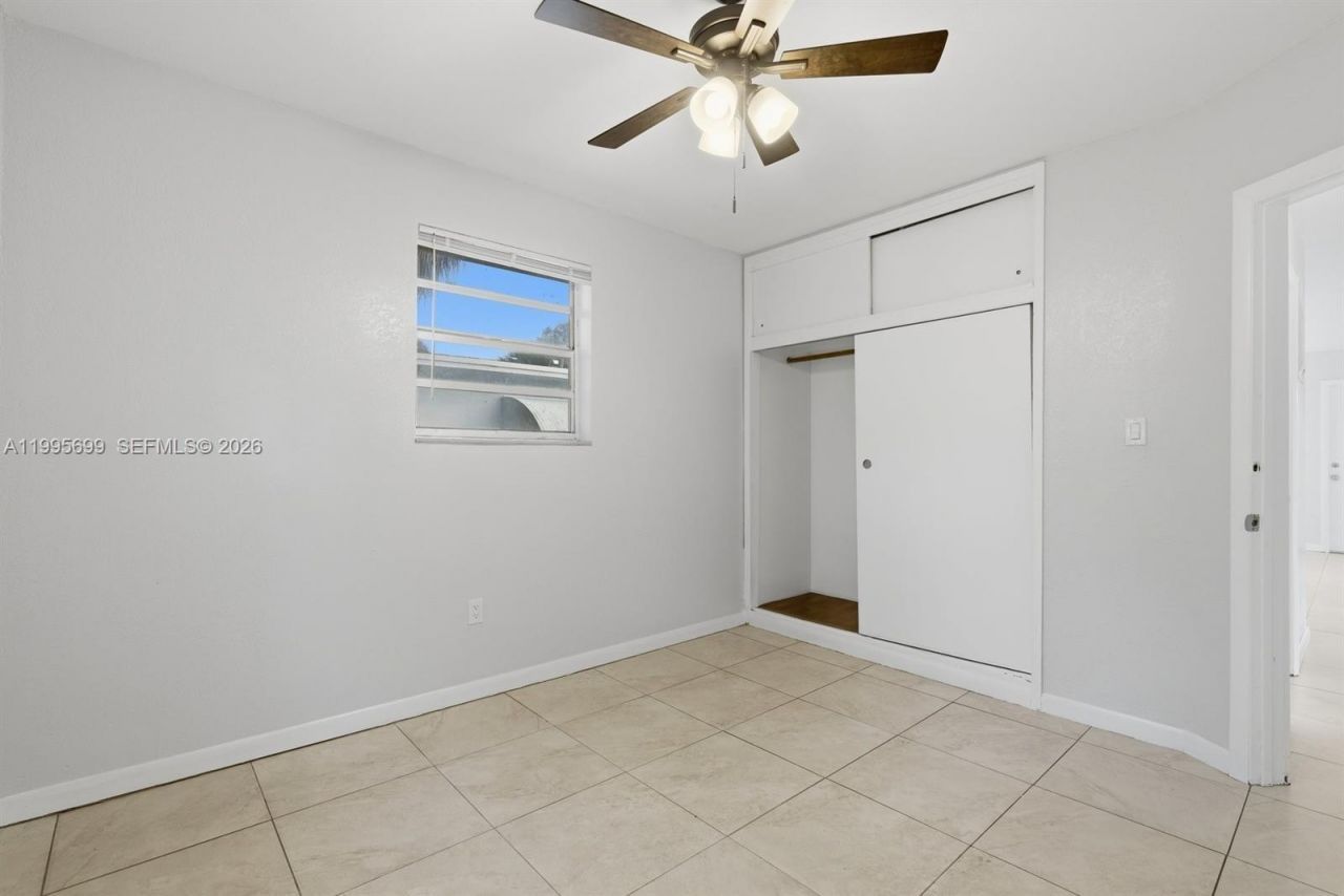 533 NW 15th Way, Fort Lauderdale, FL 33311 Photo