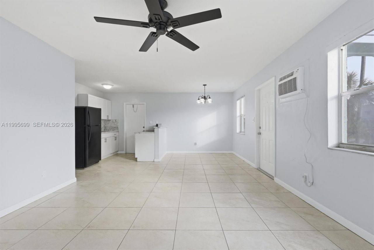 533 NW 15th Way, Fort Lauderdale, FL 33311 Photo