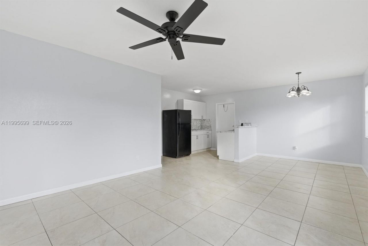 533 NW 15th Way, Fort Lauderdale, FL 33311 Photo
