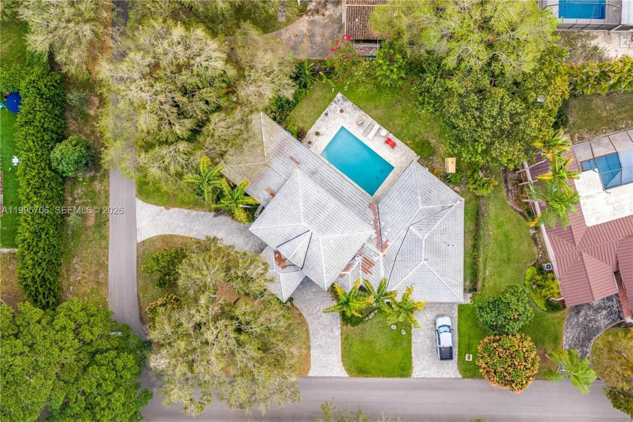 9200 SW 70th Ave, Pinecrest, FL 33156 Photo