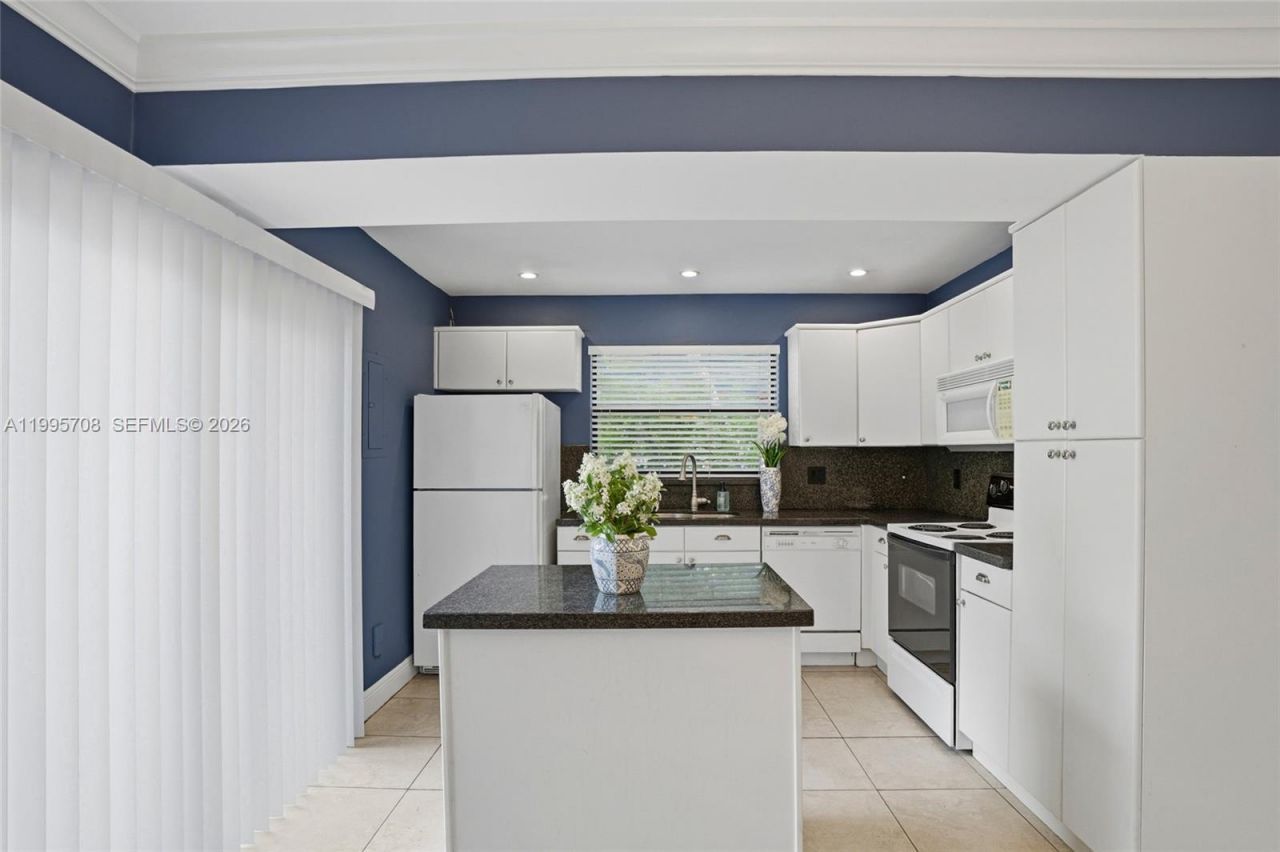 13993 SW 94th Cir Ln, Unit 101-3, Miami, FL 33186 Photo