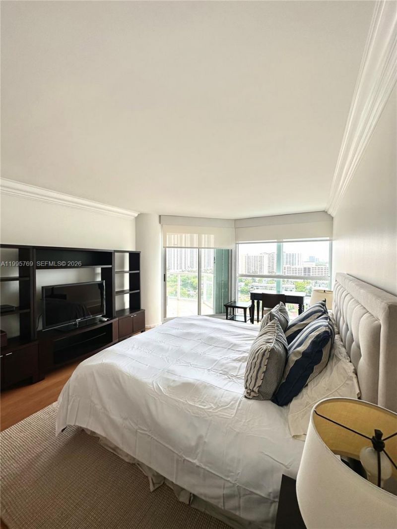 16500 Collins Ave , Unit 1453, Sunny Isles Beach, FL 33160 Photo