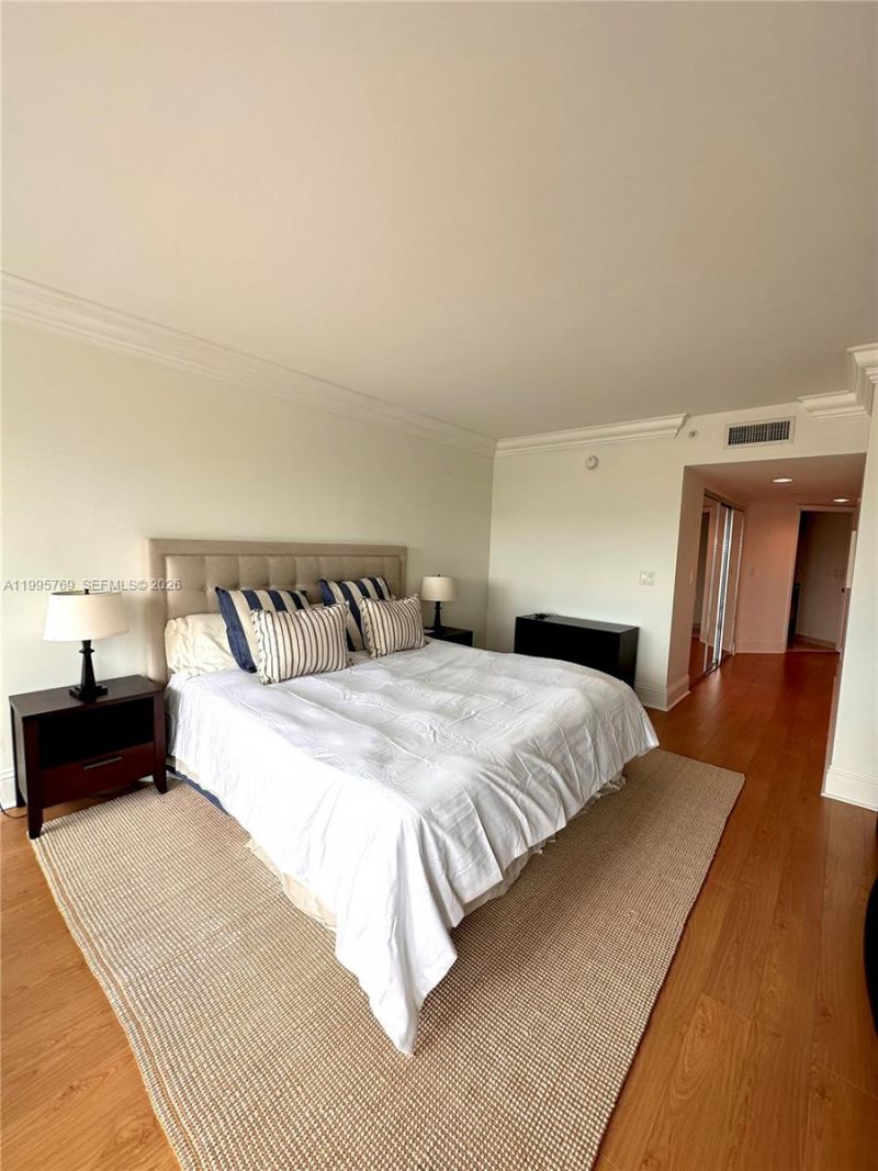 16500 Collins Ave , Unit 1453, Sunny Isles Beach, FL 33160 Photo