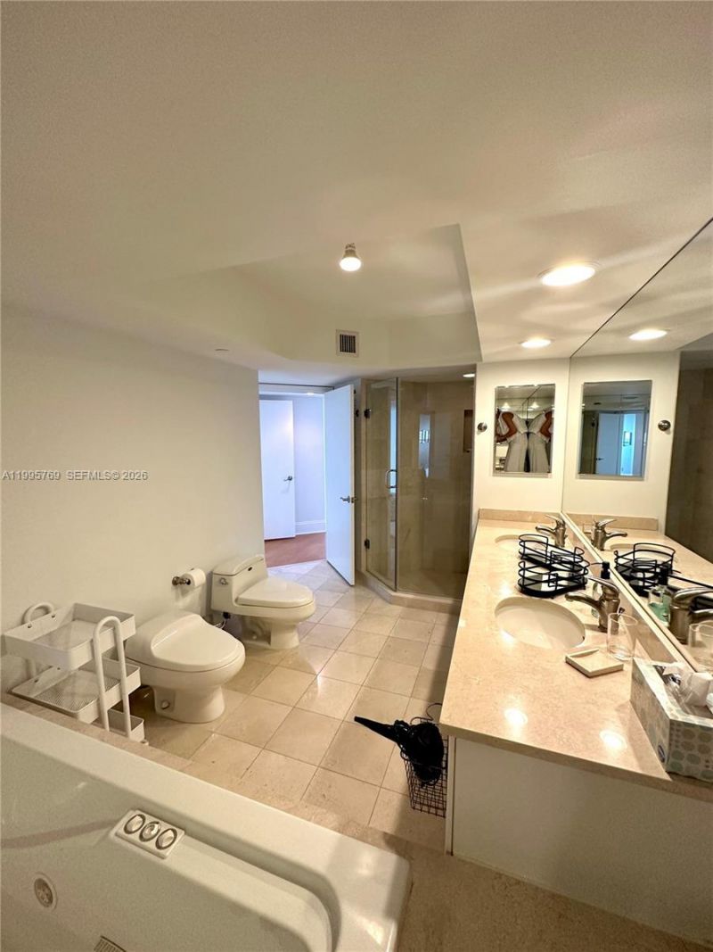 16500 Collins Ave , Unit 1453, Sunny Isles Beach, FL 33160 Photo