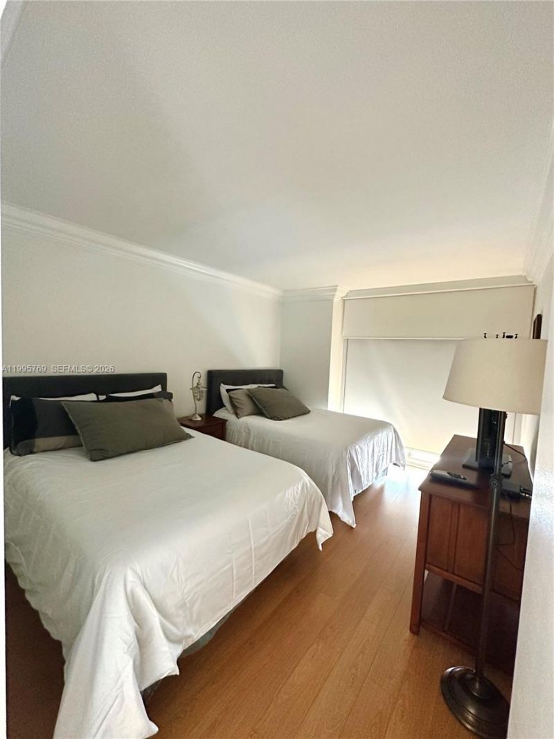 16500 Collins Ave , Unit 1453, Sunny Isles Beach, FL 33160 Photo