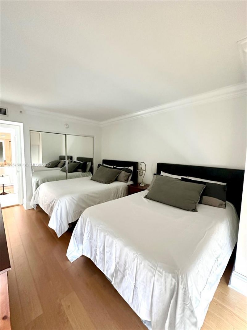 16500 Collins Ave , Unit 1453, Sunny Isles Beach, FL 33160 Photo