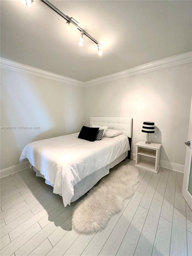 16500 Collins Ave , Unit 1453, Sunny Isles Beach, FL 33160 Photo