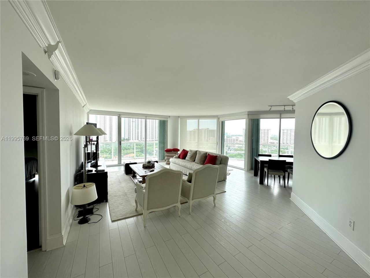 16500 Collins Ave , Unit 1453, Sunny Isles Beach, FL 33160 Photo