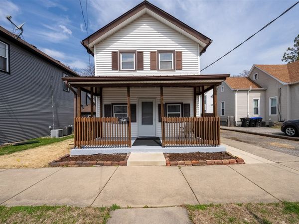 603 W Chestnut Street, Bloomington, IL 61701