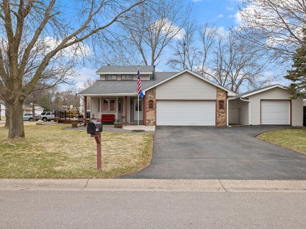 11807 Pennsylvania Avenue N, Champlin, MN 55316