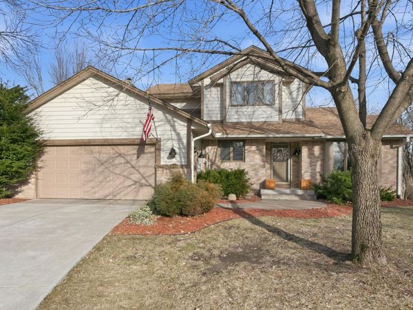 14765 38th Avenue N, Plymouth, MN 55446