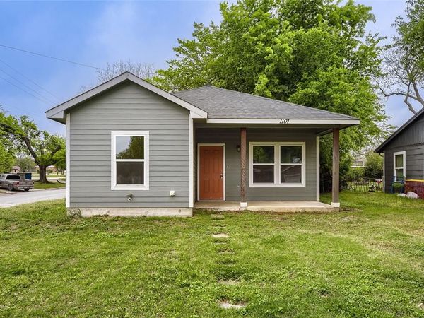 1101 Baird Street , Cleburne, TX 76033