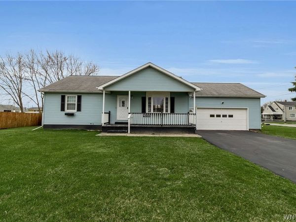 4555 Chester Avenue , Niagara Falls, NY 14305