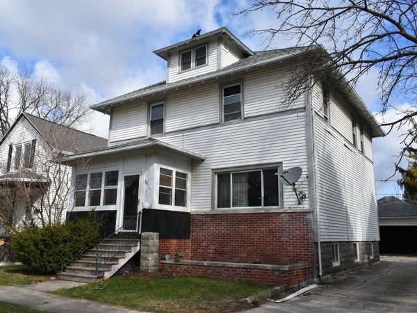 231 Gillett Street, Fond Du Lac, WI 54935