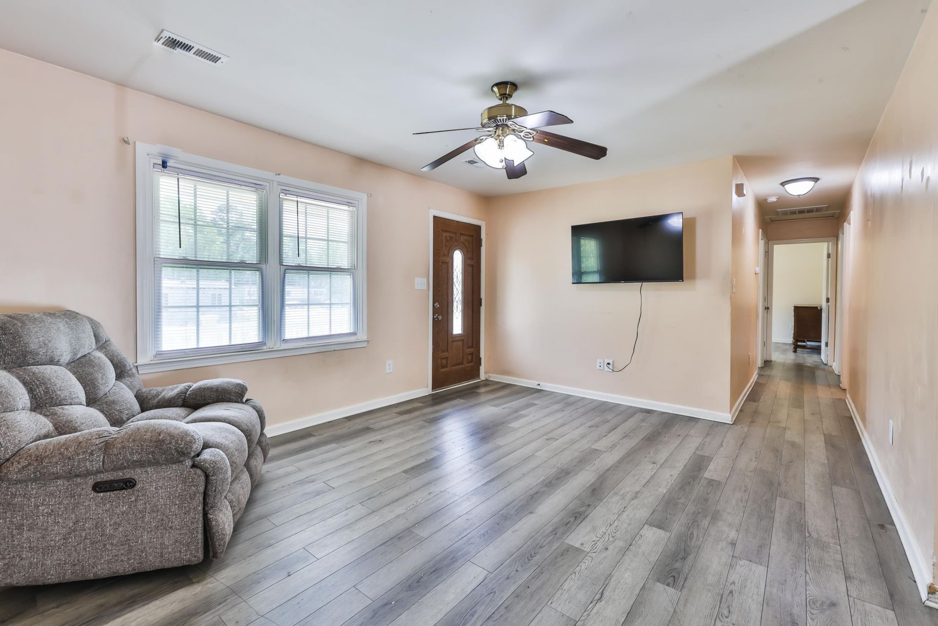 5789 Rosewood Dr.  Photo 4