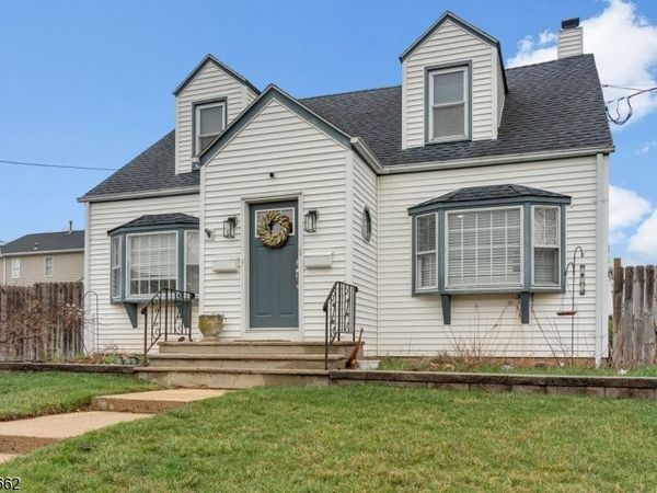 11 Czaplicki St, Manville, NJ 08835