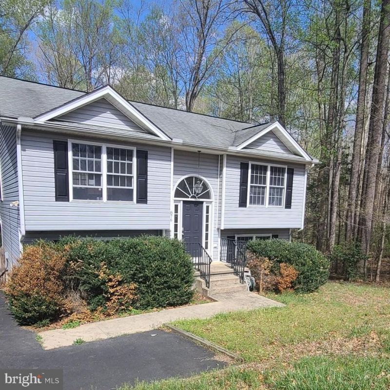 876 Campers Lane , Ruther Glen, VA 22546 Main Photo