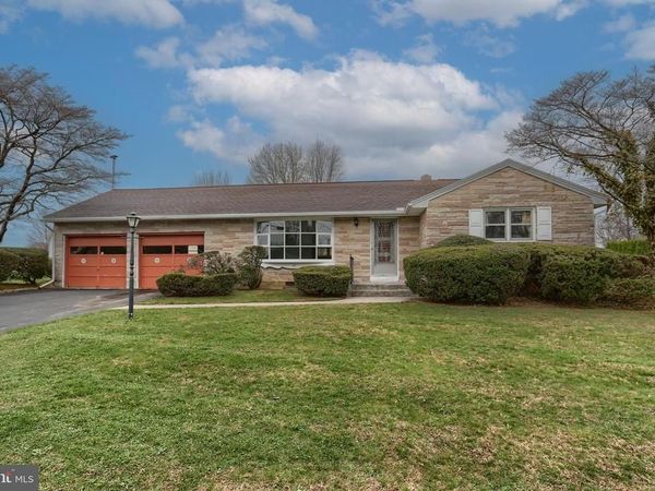 31 JAYANNE DRIVE, LEBANON, PA 17042