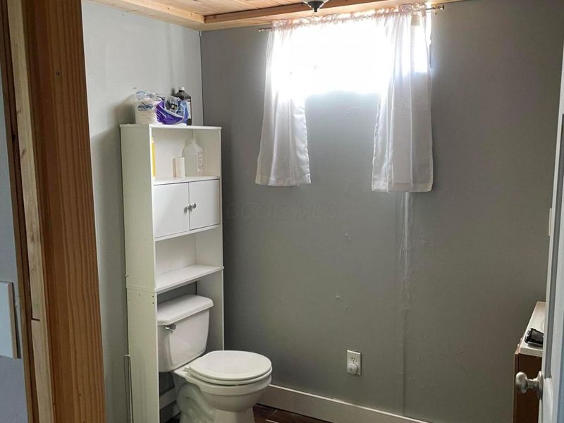 534 Brentwood Drive NE, Newark, OH 43055 Photo 10