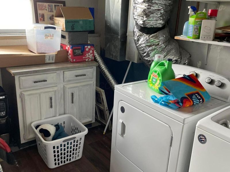 534 Brentwood Drive NE, Newark, OH 43055 Photo 6