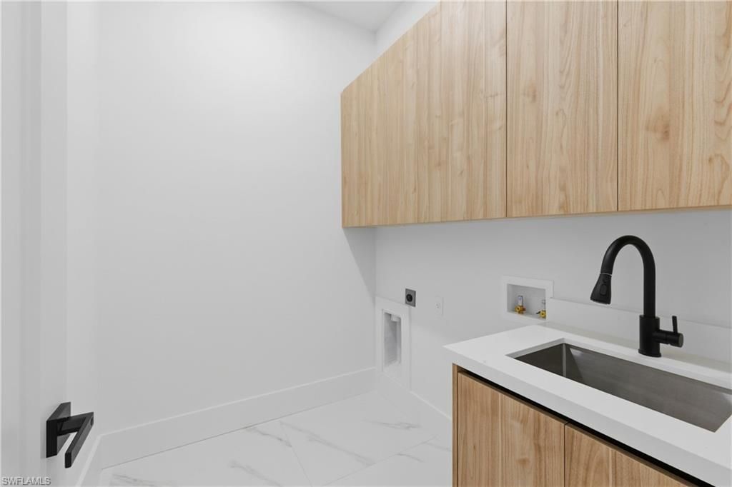 1031 SW 1st Ter , Cape Coral, FL 33991 Photo