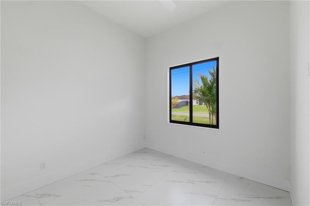 1031 SW 1st Ter , Cape Coral, FL 33991 Photo