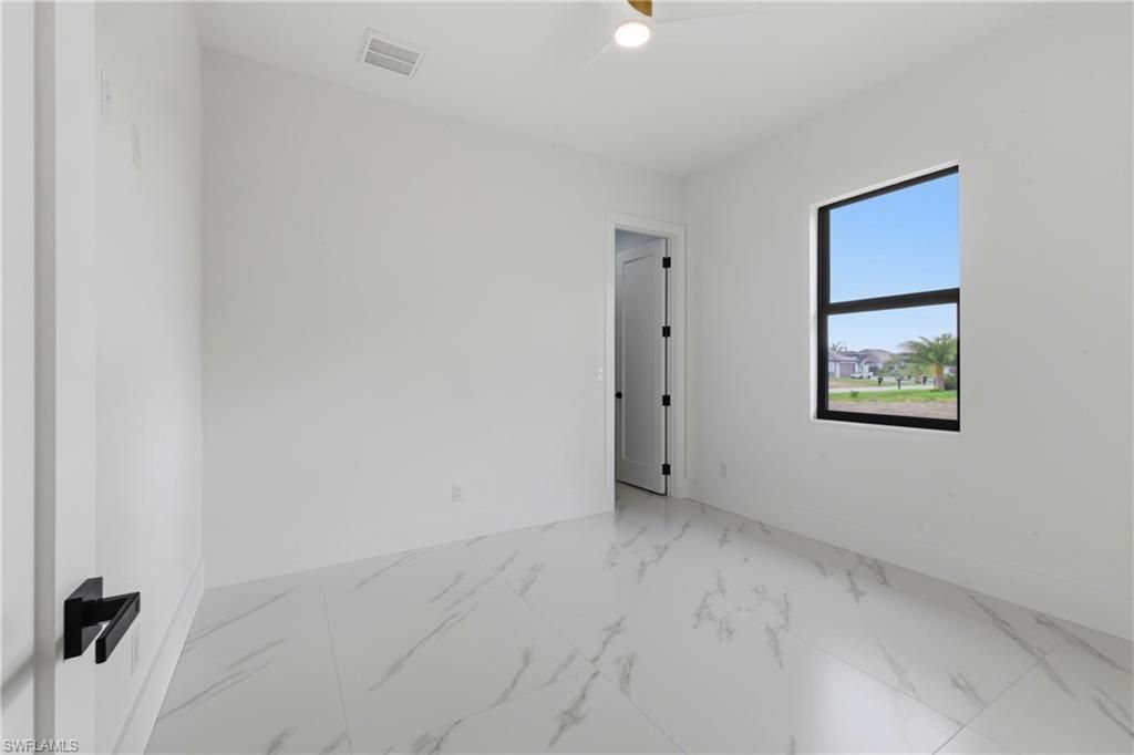 1031 SW 1st Ter , Cape Coral, FL 33991 Photo