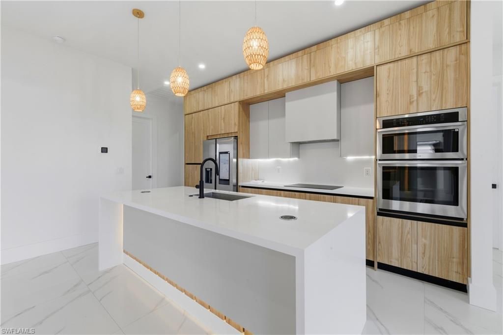 1031 SW 1st Ter , Cape Coral, FL 33991 Photo