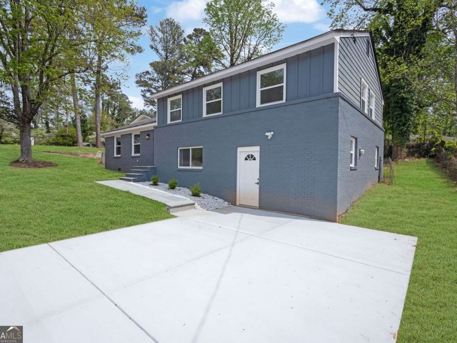 Property Image 4