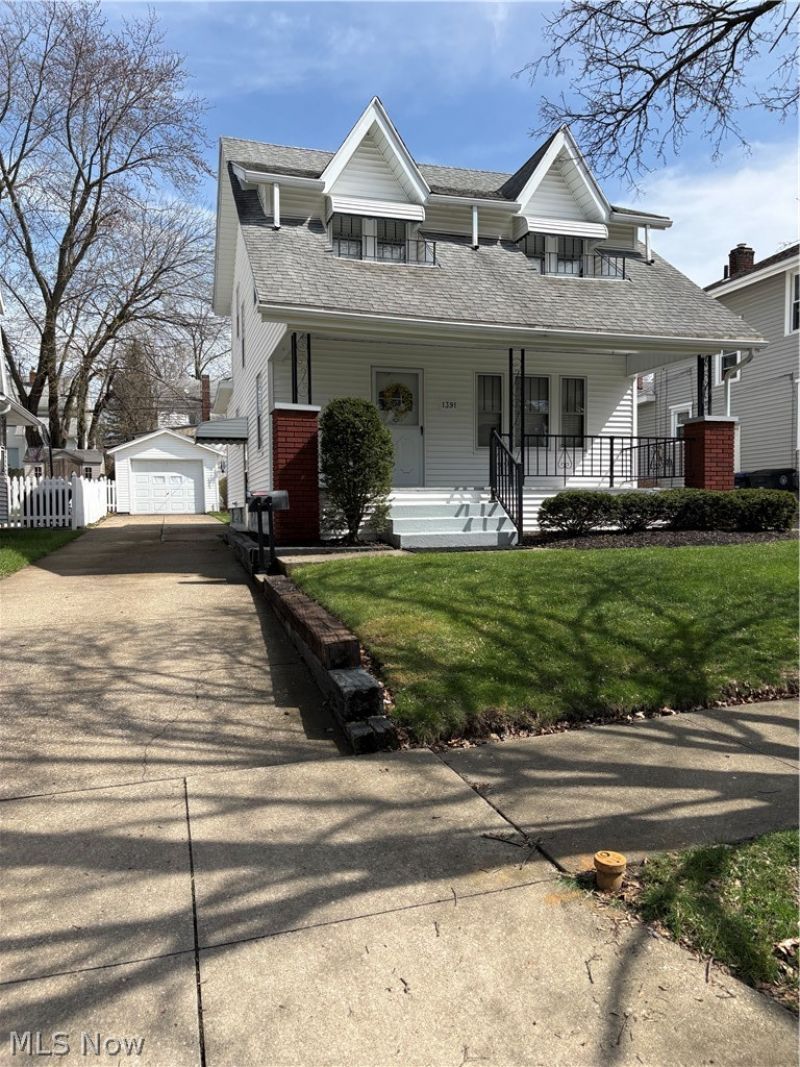 1391 Herberich Avenue, Akron, OH 44301 Main Photo