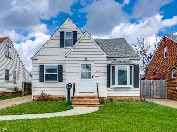 8514 Deerfield Drive , Parma, OH 44129