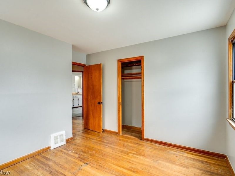 8514 Deerfield Drive, Parma, OH 44129 Photo 17