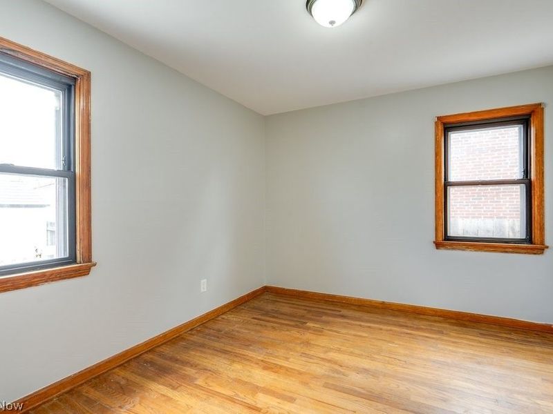 8514 Deerfield Drive, Parma, OH 44129 Photo 18