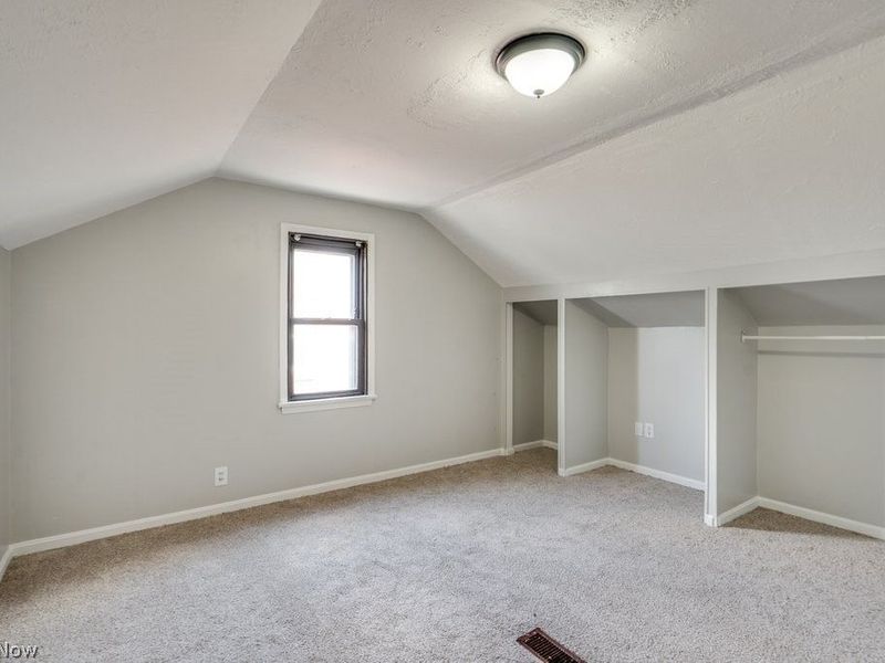 8514 Deerfield Drive, Parma, OH 44129 Photo 25