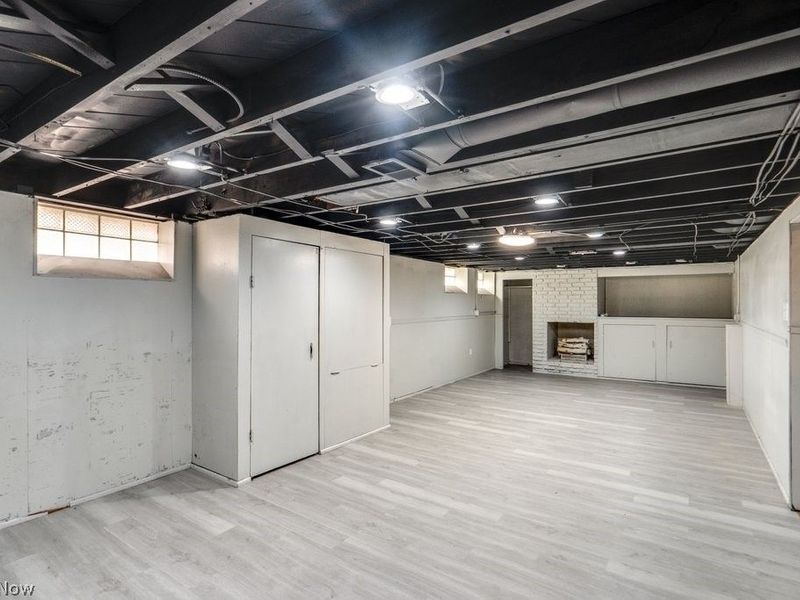 8514 Deerfield Drive, Parma, OH 44129 Photo 28