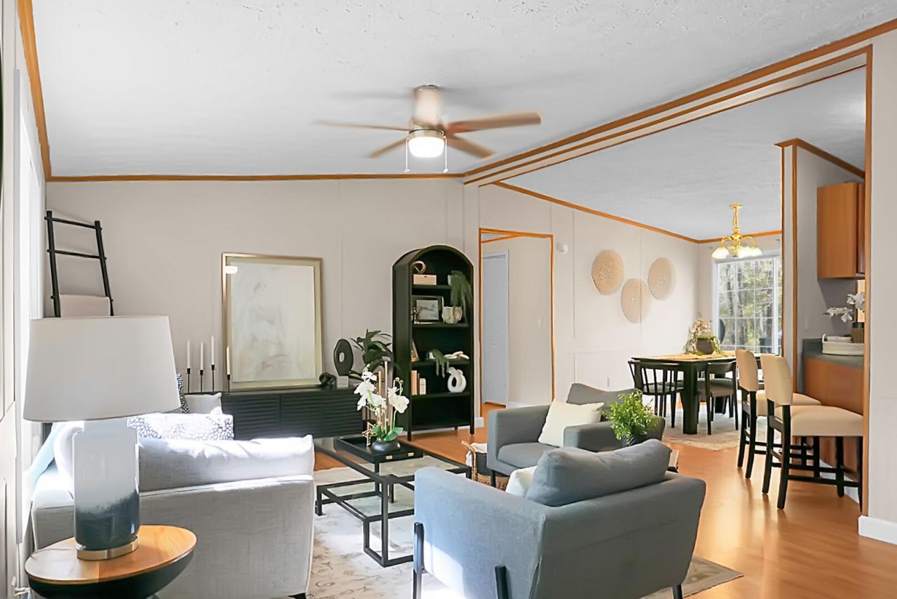 200 Belmont Drive Photo 10