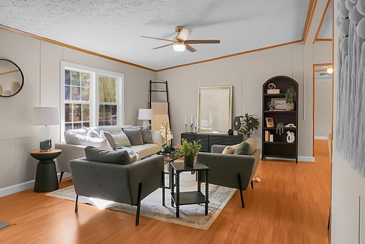 200 Belmont Drive Photo 11