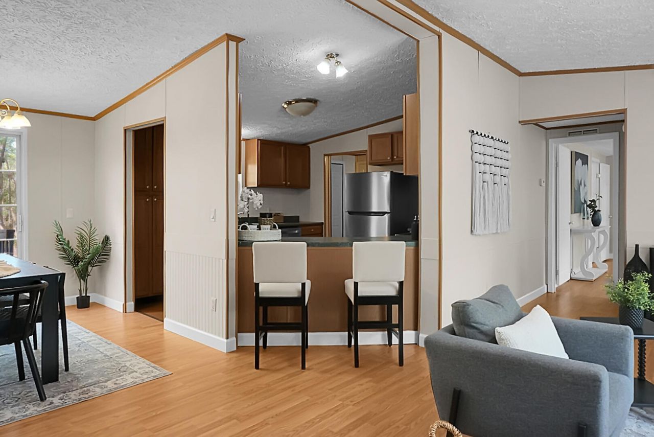 200 Belmont Drive Photo 16