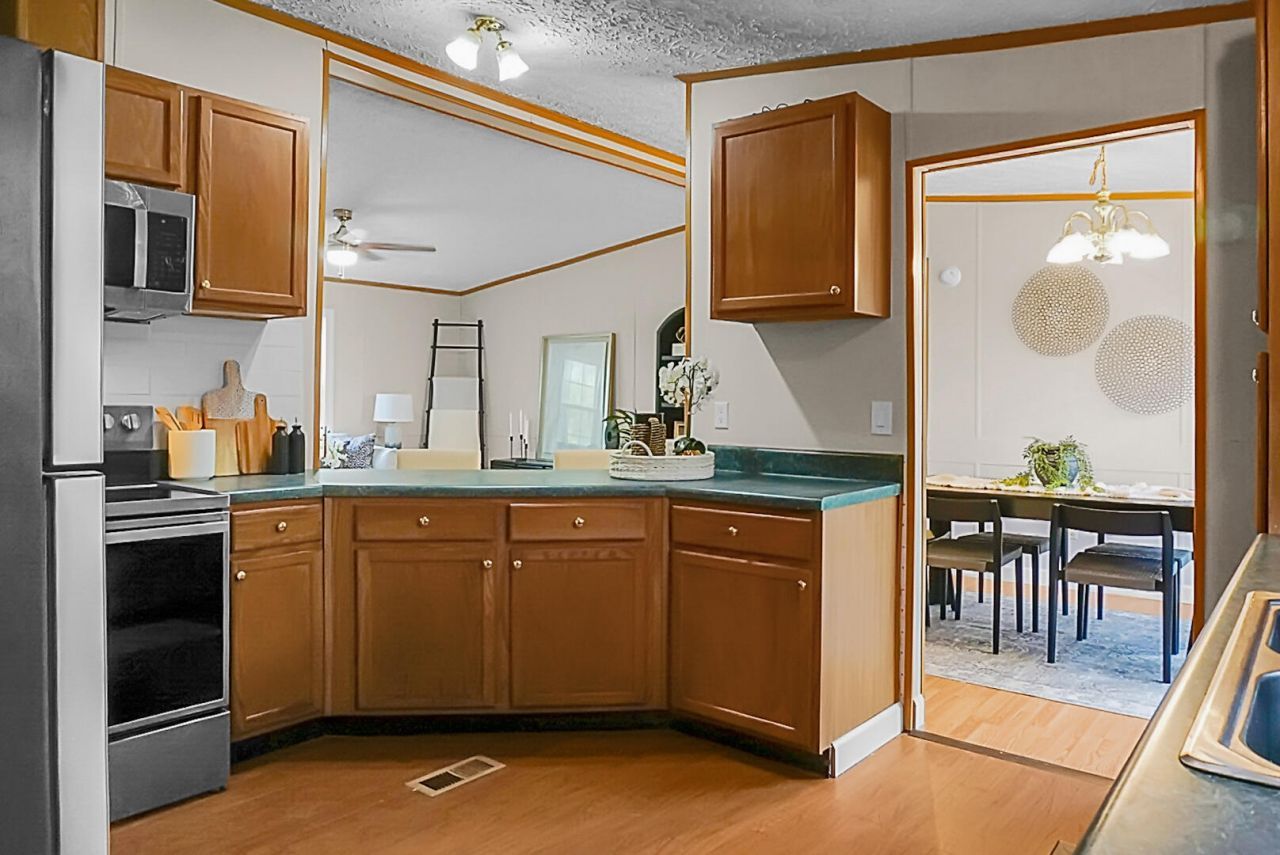 200 Belmont Drive Photo 22