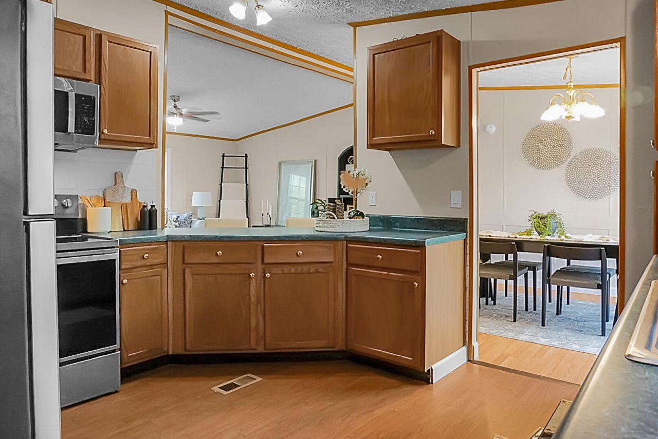 200 Belmont Drive Photo 23