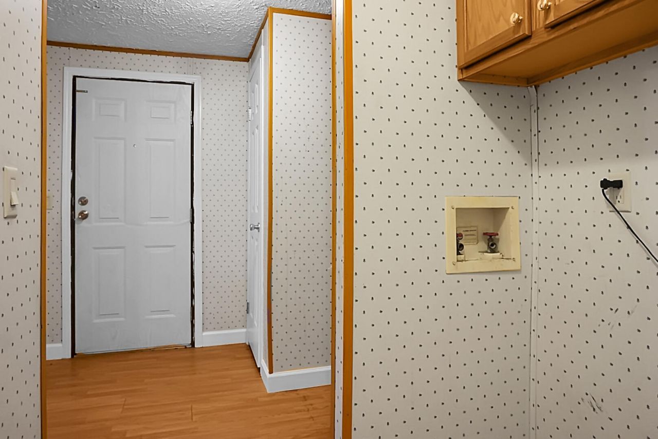 200 Belmont Drive Photo 28