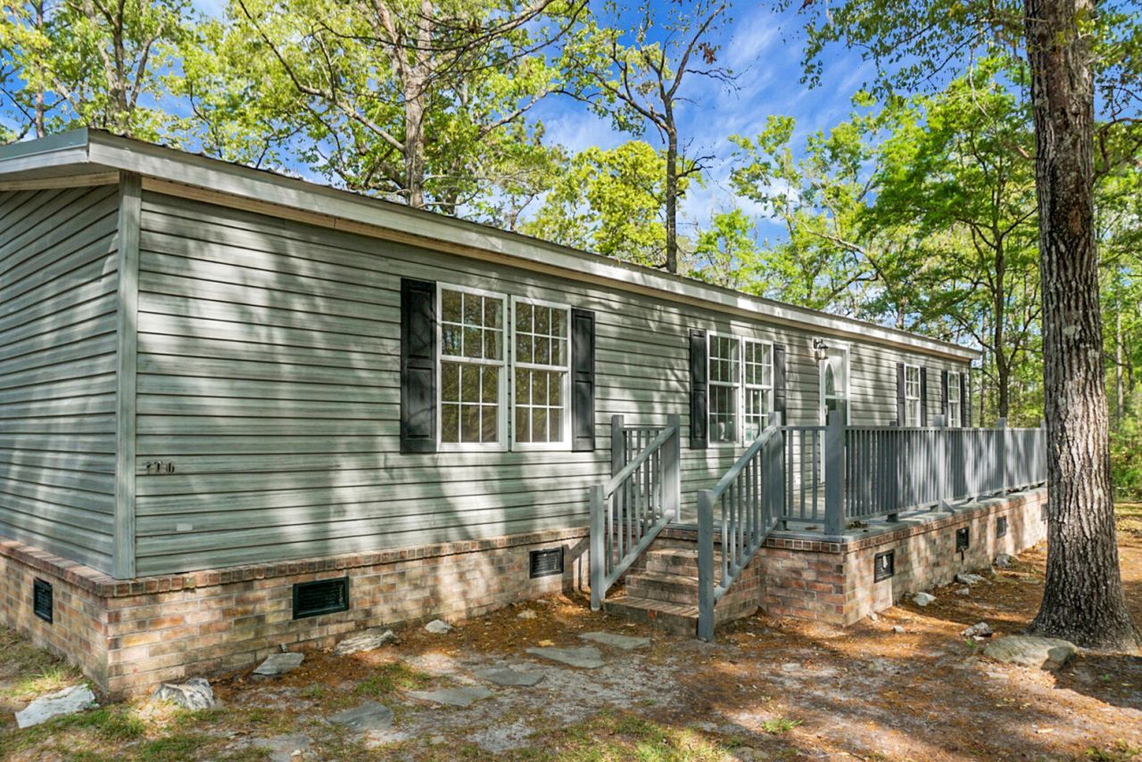 200 Belmont Drive Photo 4