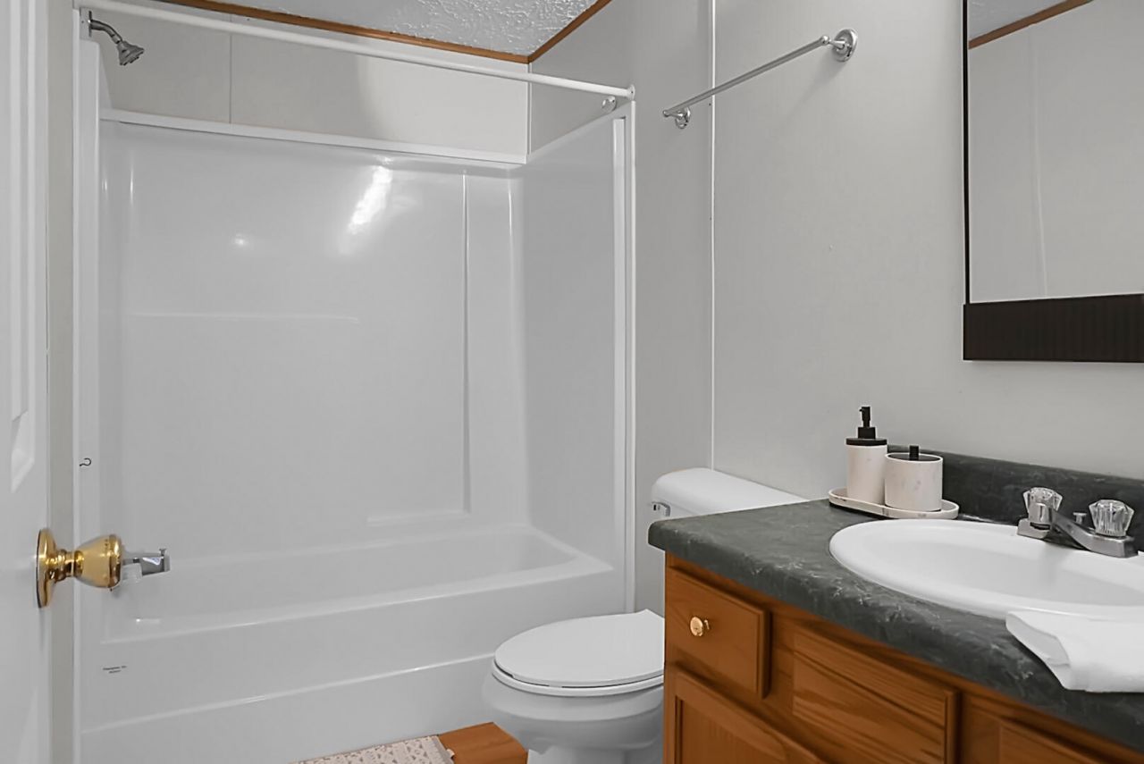 200 Belmont Drive Photo 42