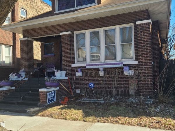 8007 S Blackstone Avenue , Chicago, IL 60619