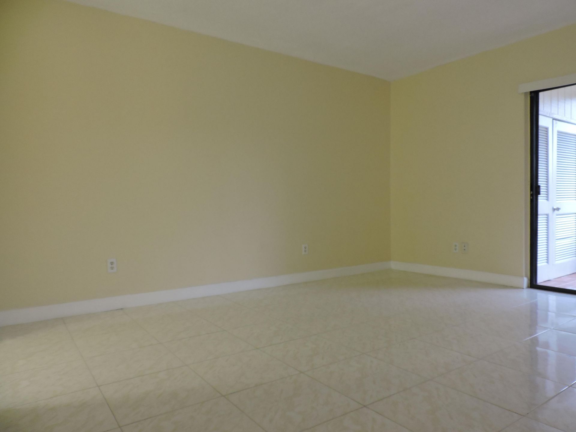 166 Sparrow Drive, Unit 2b, Royal Palm Beach, FL 33411 Photo