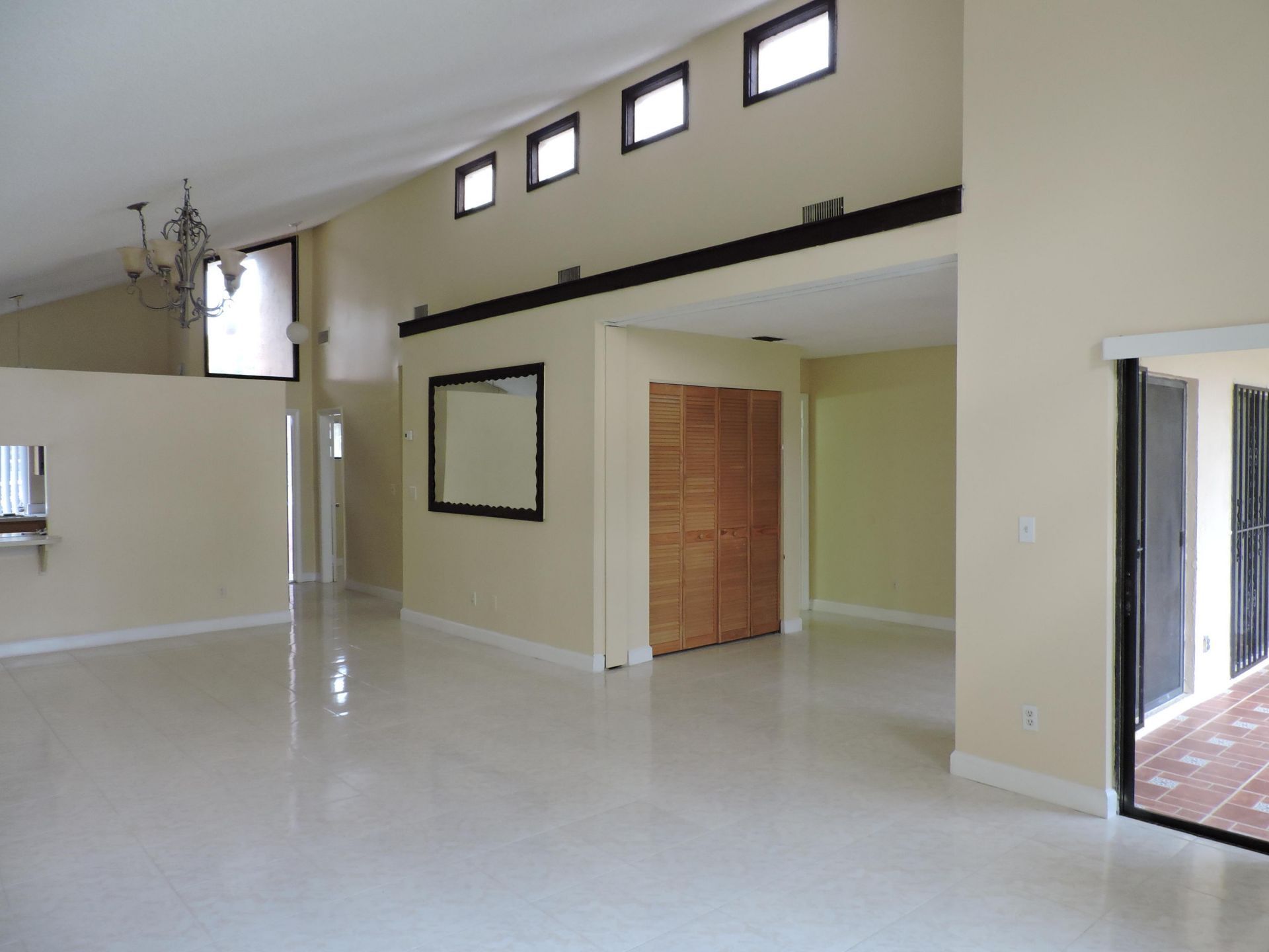 166 Sparrow Drive, Unit 2b, Royal Palm Beach, FL 33411 Photo