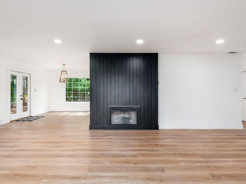 328 Fairway Circle, Whitehall, OH 43213 Photo 11